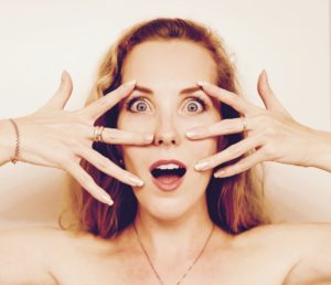 Julia Kay - looking through the fingers